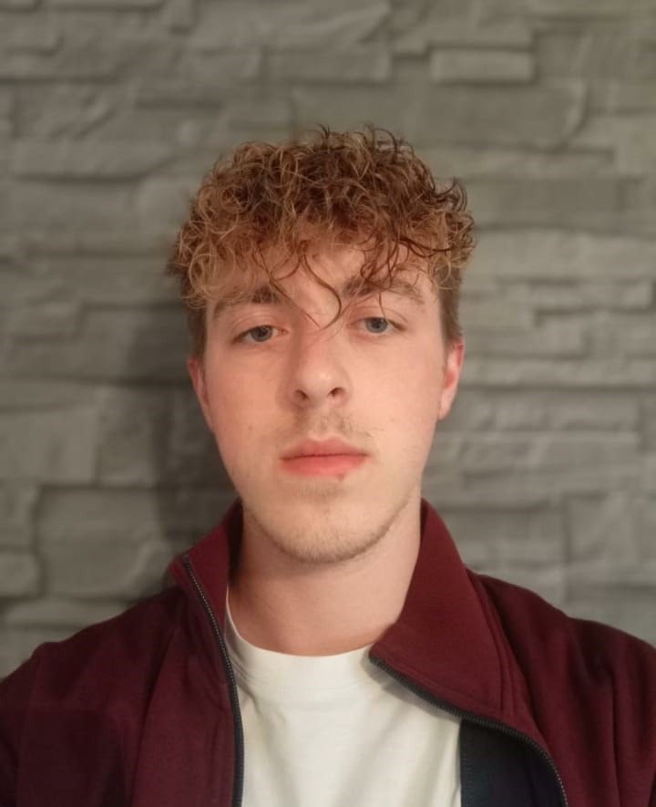 Statistiques du joueur: Melvyn BOUESNARD. Poste: Milieu saison: 2021/2022  - Foot SEPQ - Football QUEDILLAC