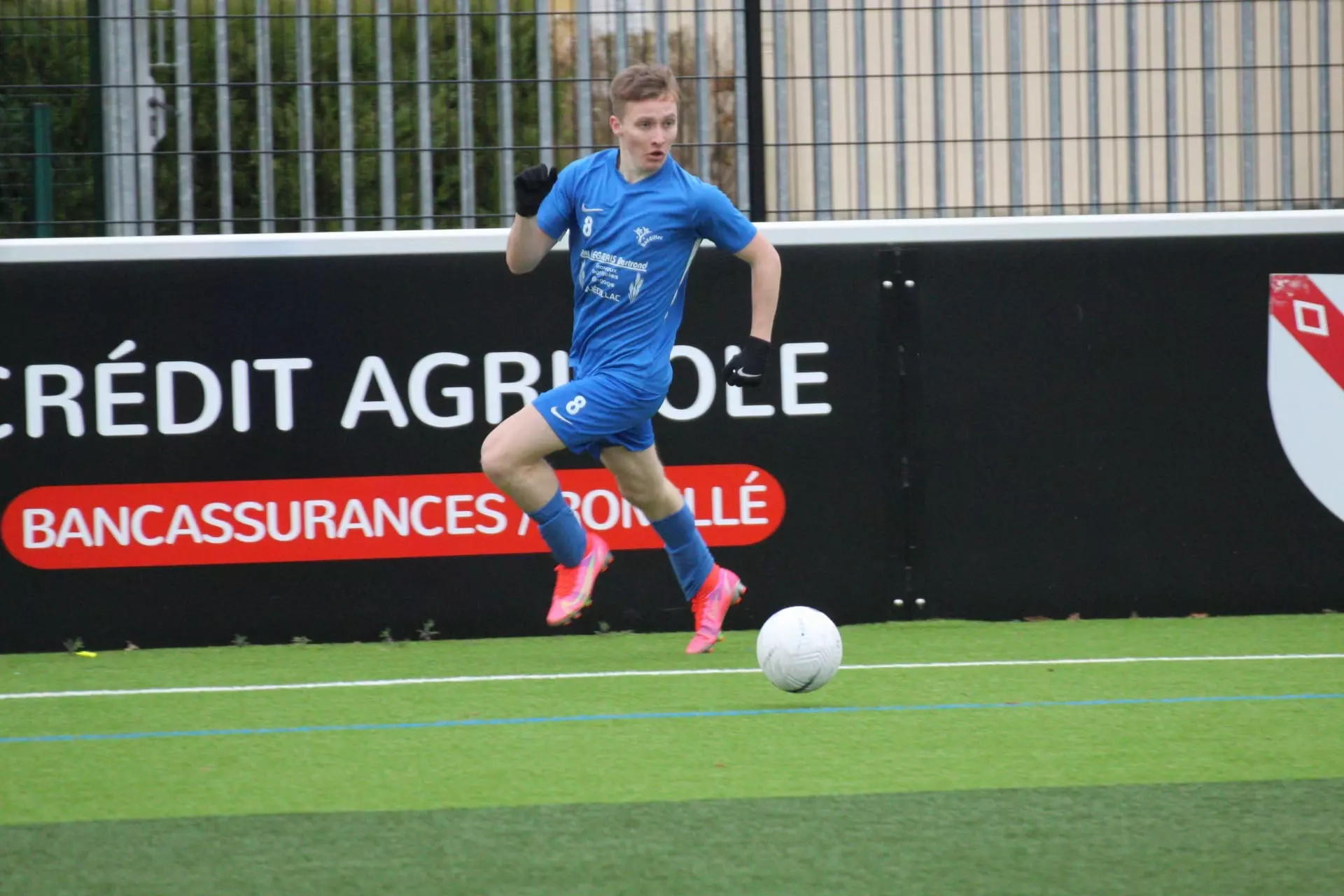 Statistiques du joueur: Constant VITRE. Poste: Attaquant saison: 2021/2022 et décisif 24 fois - Foot SEPQ - Football QUEDILLAC