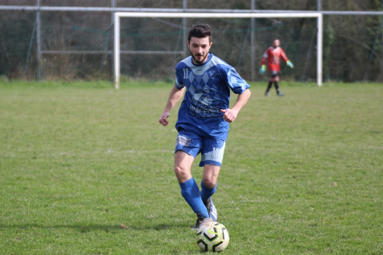 Statistiques du joueur: Jean-David AMET. Poste: Attaquant saison: 2021/2022 et décisif 6 fois - Foot SEPQ - Football QUEDILLAC