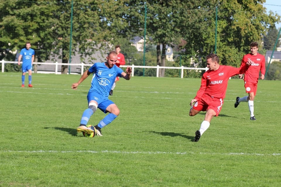 Statistiques du joueur: Clement Reslou. Poste: Attaquant saison: 2022/2023 et décisif 11 fois - Foot SEPQ - Football QUEDILLAC